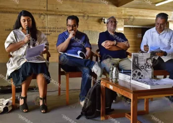 Fotos: Rubén Morales // La presentación reunió a tres de la y los investigadores que por casi cuatro años trabajaron en este volumen.