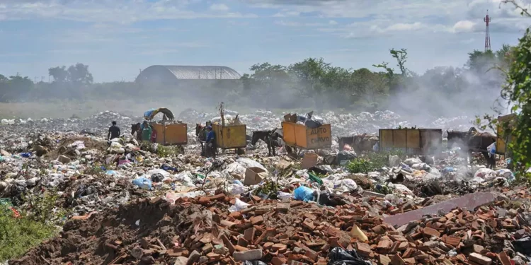 Foto: Adrián Gaytán // La quema fue una de las prácticas más frecuentes para deshacerse de los desechos en el 2024.