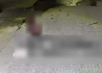 Marcelino cayó al suelo bañado en sangre y perdió la vida en el lugar ante la mirada atónita de los testigos.