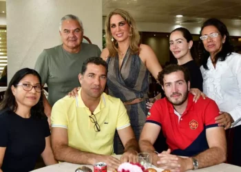 Fotos: Rubén Morales // Compartieron un delicioso desayuno mientras disfrutaban de la cálida hospitalidad que caracteriza a esta capital.
