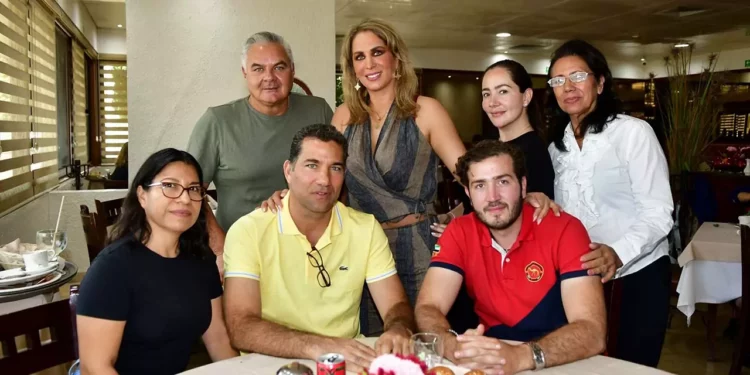 Fotos: Rubén Morales // Compartieron un delicioso desayuno mientras disfrutaban de la cálida hospitalidad que caracteriza a esta capital.