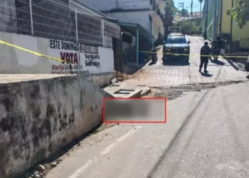Elementos de la AEI realizaron el levantamiento del cuerpo de David Ignacio.