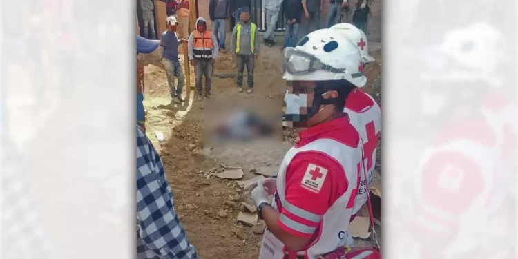 Pese al esfuerzo de los paramédicos de la Cruz Roja, Rogelio H. R. falleció en el lugar de la obra tras la fuerte caída.