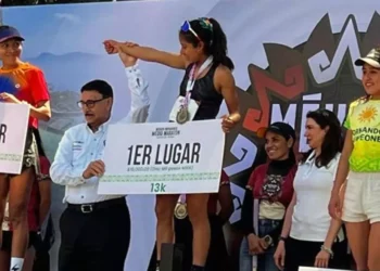 Participaron tres miembros del Patronato Flechador del Sol.