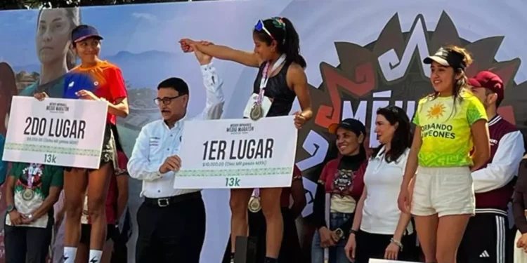 Participaron tres miembros del Patronato Flechador del Sol.