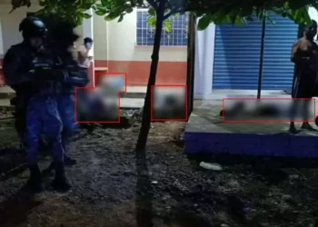 Los ejecutados han sido identificados preliminarmente solo por los alias que cargaban en vida: “Soto”, “Tamalito”, “Pelón” y “Garnachitas”.