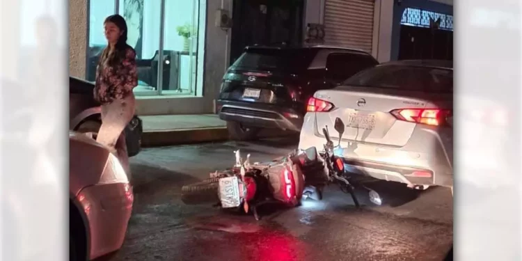 El asfalto mojado y la falta de precaución derivaron en una carambola que paralizó el tráfico en la zona centro.