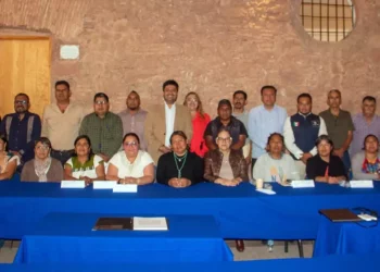 Autoridades de 92 municipios de la Mixteca firmaron un convenio con la DDHPO.