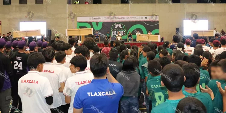 Fotos: Leobardo García Reyes // En el complejo deportivo Hermanos Flores Magón, se inauguró el Clasificatorio rumbo a la Olimpiada Nacional CONADE 2026.
