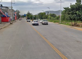 Foto: Google Maps // Comerciantes y vecinos de la zona exigen a las autoridades municipales y estatales colocar señalizaciones.