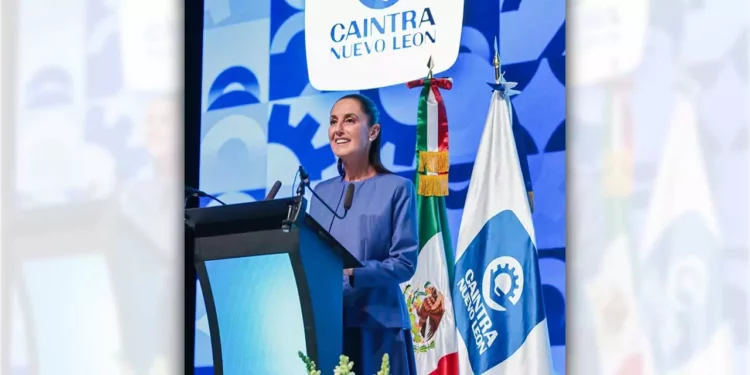 Foto: Presidencia de la República // Claudia Sheinbaum ante empresarios de CAINTRA.