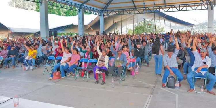 Foto: cortesía // Consulta en Rancho Viejo respecto a la construcción de la presa Mujer Solteca.