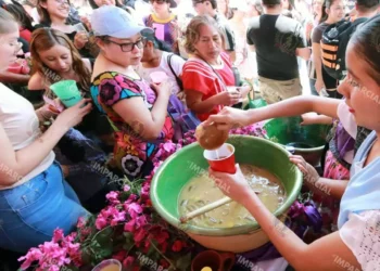 Entre aguas de sabores, los oaxaqueños que recrearon el encuentro de Jesús con la mujer de Samaritana.