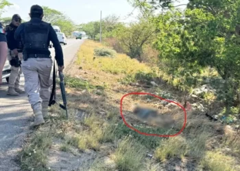 Hallan cuerpo ejecutado en el tramo a Juchitán-Tehuantepec