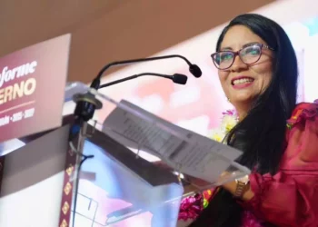 La presidenta Nancy Benítez encabeza un cabildo paritario en Xoxocotlán.
