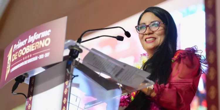 La presidenta Nancy Benítez encabeza un cabildo paritario en Xoxocotlán.