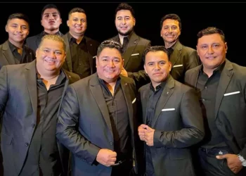 La agrupación ha acumulado más de 300 canciones, muchas de ellas autoría de su fundador.