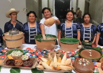 Foto: Adrián Gaytán // Las delicias de la gastronomía oaxaqueña, en un feria comunitaria.
