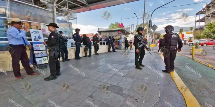 Foto: Adrián Gaytán // Más presupuesto para sacar a Oaxaca de Juárez de la lista de 61 municipios más inseguros.