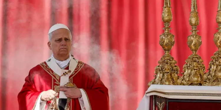 León XIV irrumpe en semana santa con un mensaje global: “Dios rechaza la guerra”
