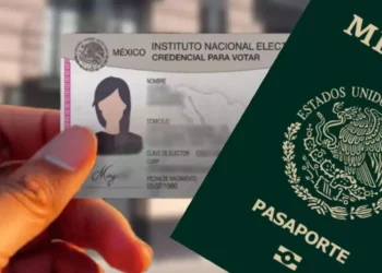 ¿Fuera de México? Así puedes tramitar tu credencial INE aunque tus documentos estén vencidos