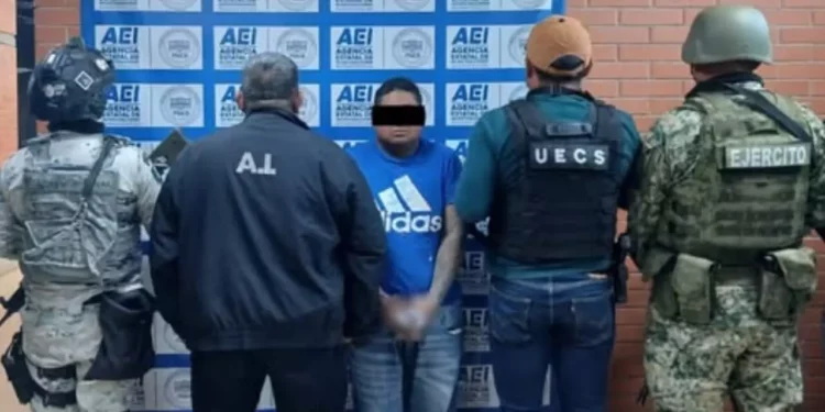 Cae en Oaxaca presunto secuestrador buscado en CDMX; operativo revela red y armas