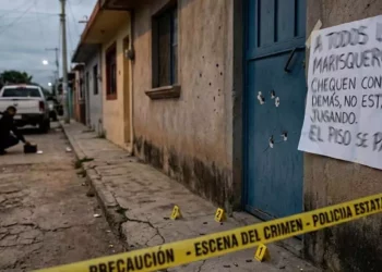 Fue hallada una cartulina con un mensaje intimidatorio.