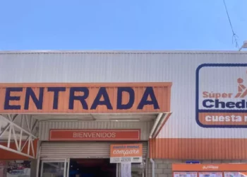Robo de tarjeta en cajero dentro de Chedraui Pochutla destapa dudas sobre seguridad; empresa dice que cámaras no funcionaban