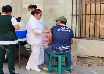 Foto: Jesús Santiago // La aplicación incluye también a personas de los 13 a 49 años no vacunadas o que ignoran si recibieron las respectivas dosis durante sus primeros años de vida.