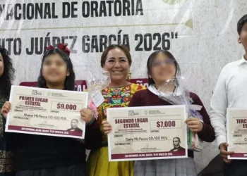Yelitza López Sarabia, destacó con intervenciones centradas en la importancia de los pueblos originarios, el valor de la familia y la disciplina.