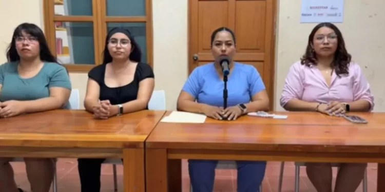Destituyen a Directora de la Juventud de Tehuantepec por “kit forense” tras ofrecer disculpa pública