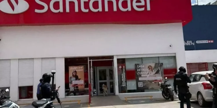 ¡Atraco millonario en Santa Rosa! Cuentahabiente es despojado de 2.6 millones en Oaxaca