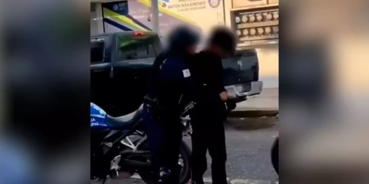 Alumno mata a dos profesoras con un fusil en Michoacán