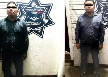 Cobradores ilegales de “gota a gota” acorralados: detención tras huida en motocicleta en Santa Lucía