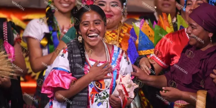Foto: Archivo El Imparcial // Patricia Casiano Zaragoza, originaria de Huautla de Jiménez, fue electa Diosa Centéotl en 2025.
