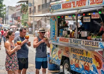 Foto: Hecho con Inteligencia Artificial // Exhortan a consumir, de preferencia, en mercados establecidos, supermercados o pescaderías con buena higiene.