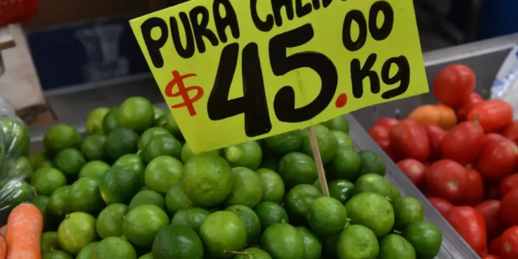 Inflación en México repunta a 4.02% anual en febrero: alimentos frescos presionan los precios