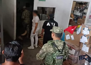 Paquetería bajo sospecha: decomisan drogas y armas en envíos en cinco regiones de Oaxaca