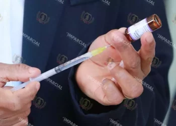 Foto: Adrián Gaytán // Se mantiene la vacunación como estrategia para contener al sarampión.