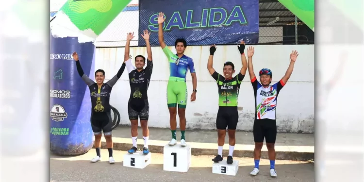 Jesús Alexander Zárate vencedor del ciclismo del fin de semana.