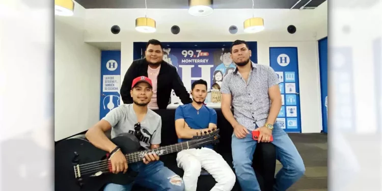 Joselay Gallegos ha debutado con buenas posiciones en las listas de popularidad.