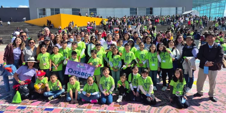 Fotos: cortesía // Niñas y niños oaxaqueños destacaron por su rapidez y precisión en el campeonato nacional de cálculo mental ALOHA.