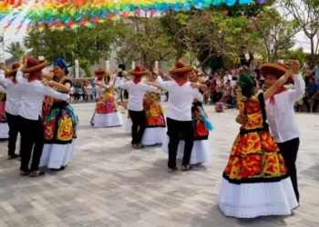 Delegaciones de las ocho regiones de Oaxaca participaron en el proceso de evaluación rumbo a la Guelaguetza 2026.