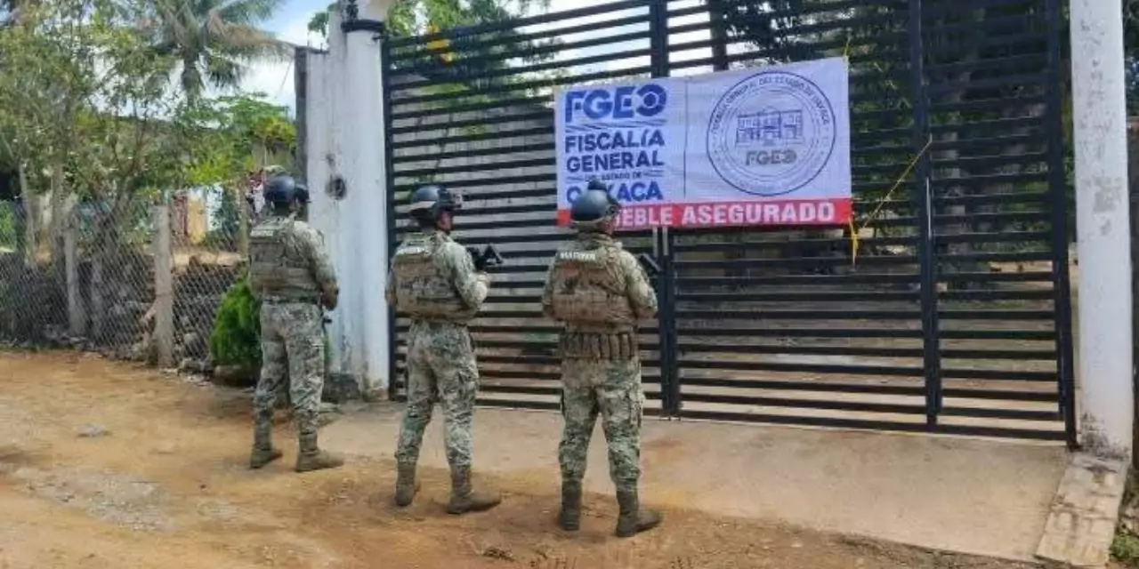 El inmueble asegurado en Matías Romero servía como centro de almacenamiento y distribución; la zona permanece bajo vigilancia naval.