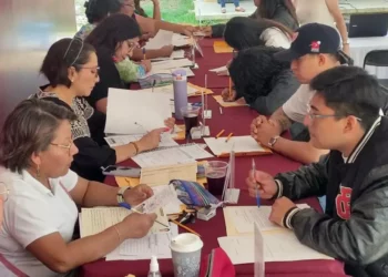 Foto: Cencos 22 // Proceso de contratación de normalistas, a pesar de ello, adelantan una nueva movilización para el 1 de mayo.