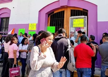 Burócratas mantienen protestas en rechazo al ISR