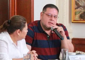 Autoridades municipales informaron que el predio en la agencia de Agua Dulce continúa siendo considerado viable para la construcción del nosocomio.