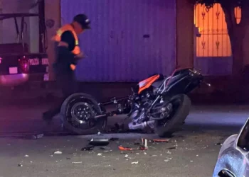 El accidente se suscitó mientras ambas unidades circulaban por el Bulevar Tierra del Sol, a la altura de la colonia Aviación en Huajuapan.