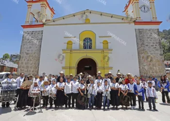 El Tercer Festival de Música GUILLI LUA’A se realizó en Tamazulápam del Espíritu Santo los días 17, 18 y 19 de abril.
