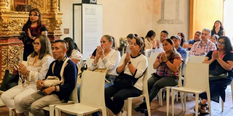 Este reconocimiento puso en valor el talento, la creatividad y la herencia cultural que resguardan las maestras artesanas oaxaqueñas.